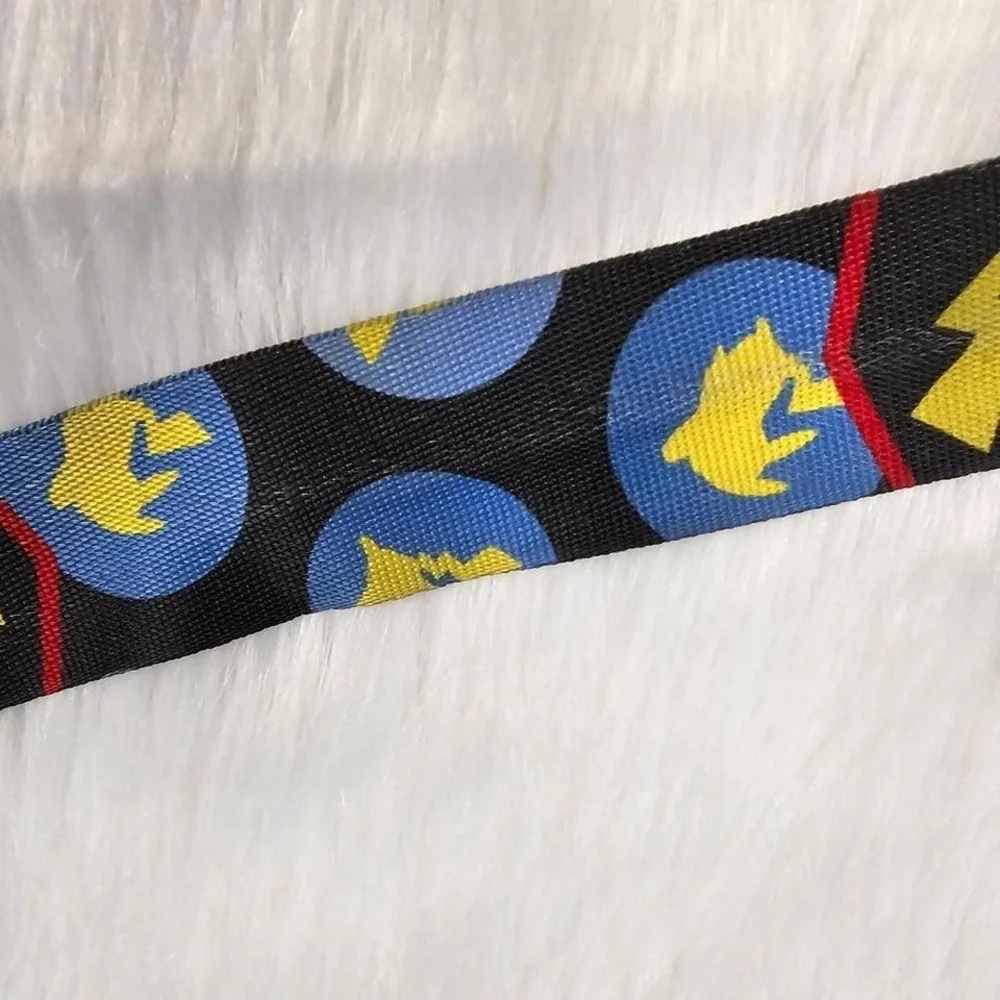 Nintendo adjustable seatbelt